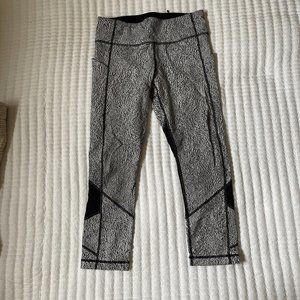 Lululemon Capri Size 6